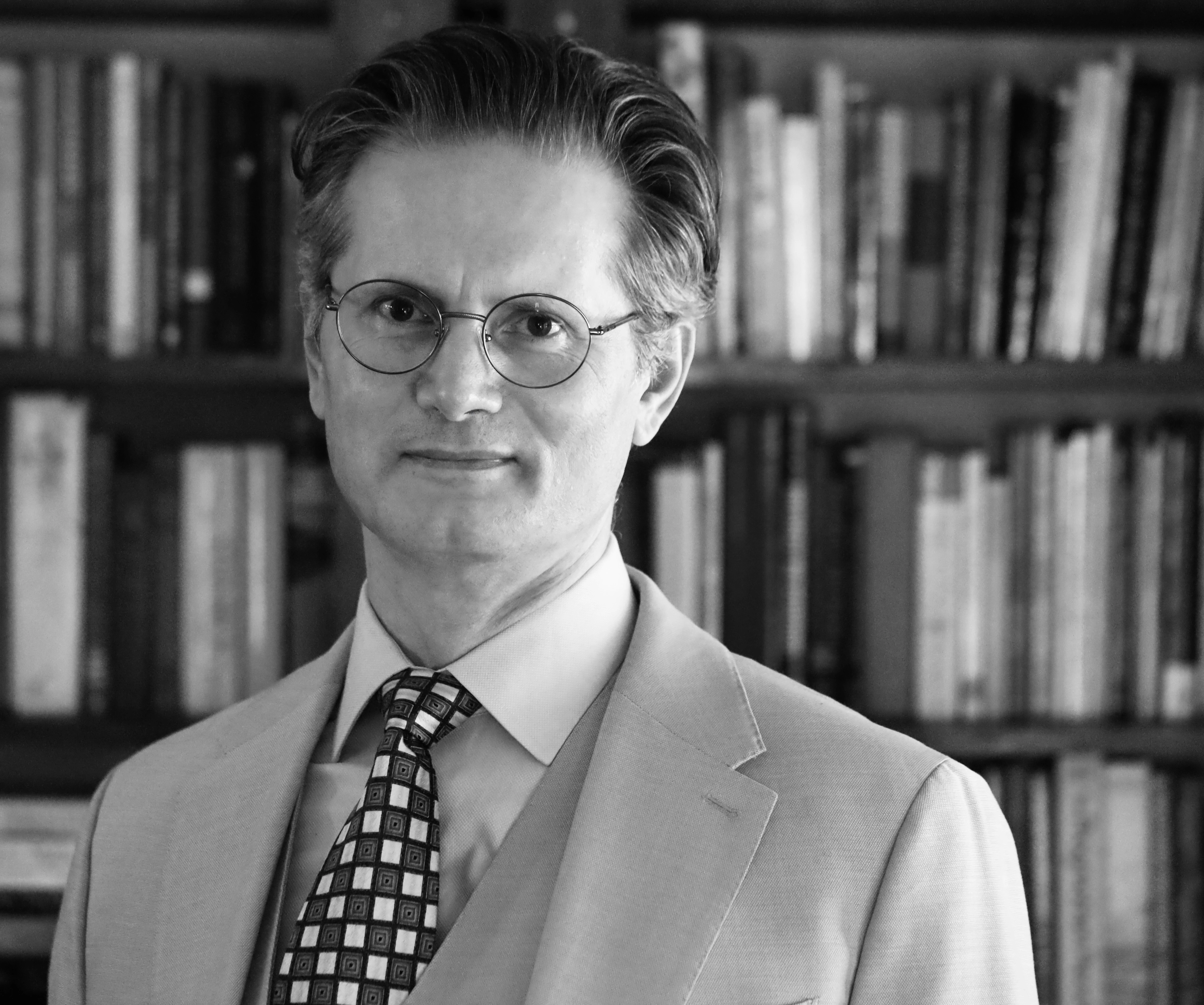 Daniel E. Holloway portrait in office setting